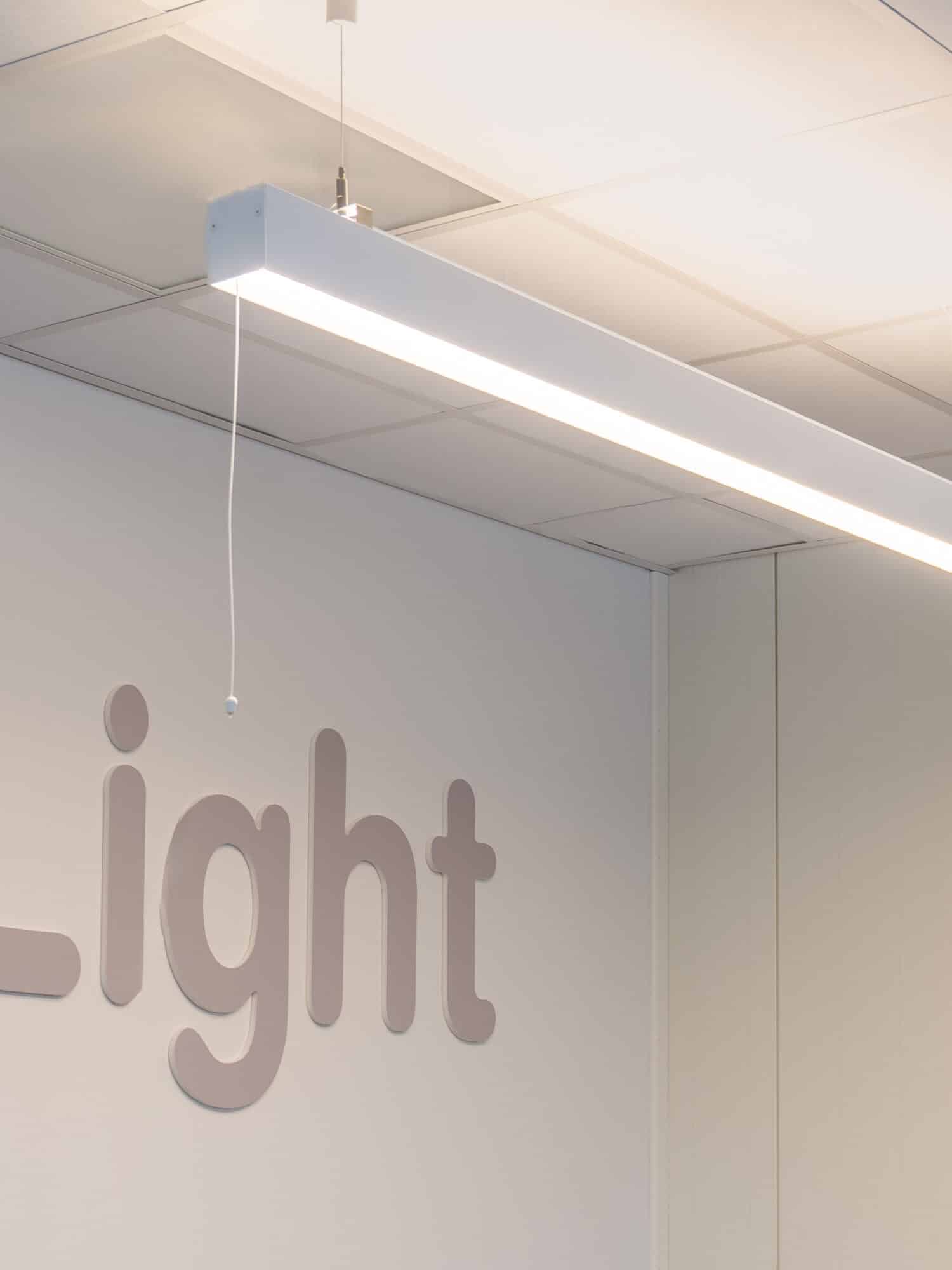 Kajo Brandsin referenssi, M-Light.